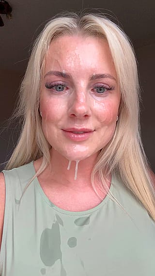 Glazed & Gorgeous - This Wifey Can't Get Enough Facials'