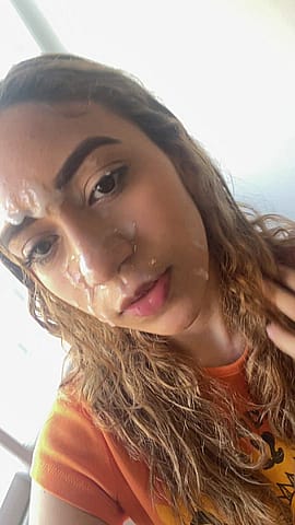 I love how pretty I look with cum on my face 🥰'